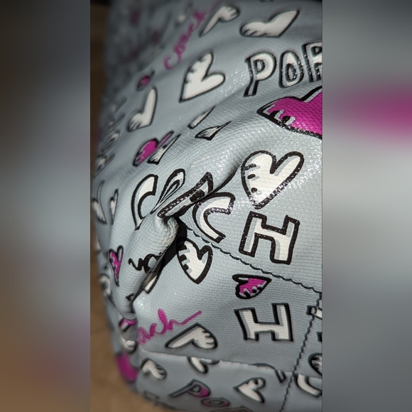 Coach Poppy Graffiti Heart Coated Canvas Tote EUC - Picture 7 of 15